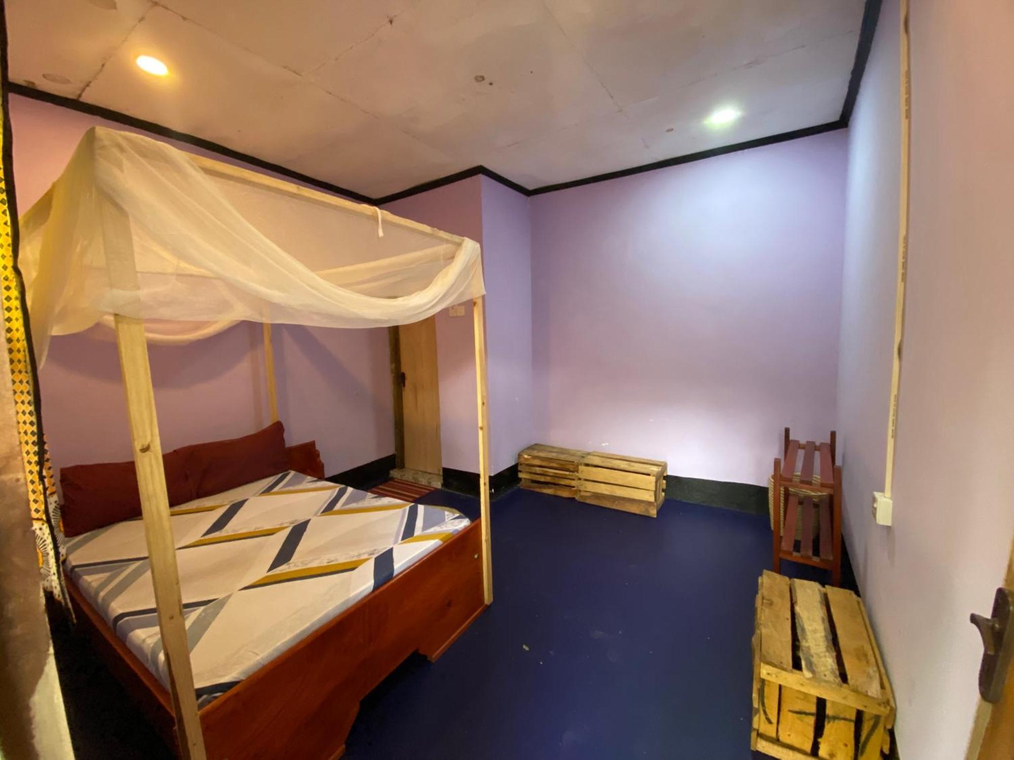 Ava Garden Backpackers Apartment Мто уа Мбу Екстериор снимка
